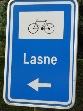 Lasne cycle route sign