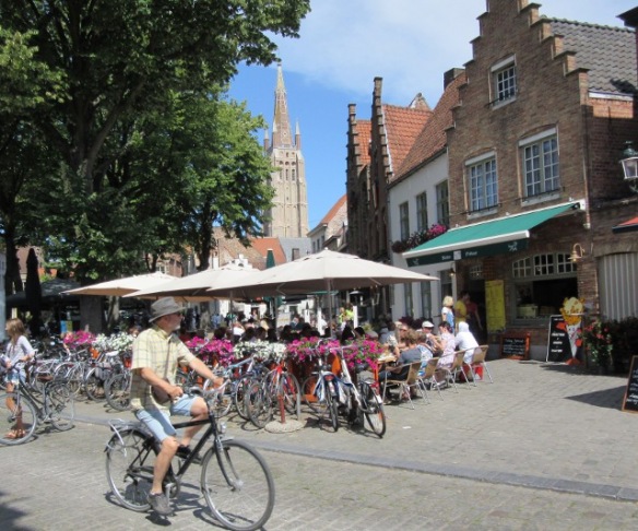 Cycling in Bruges by Kevin Mayne